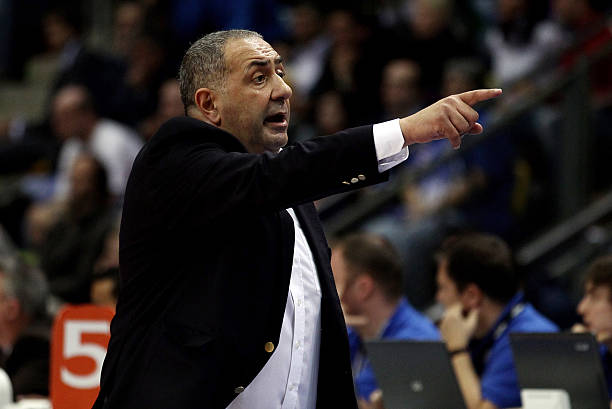 了悬念迭起 了悬念迭起