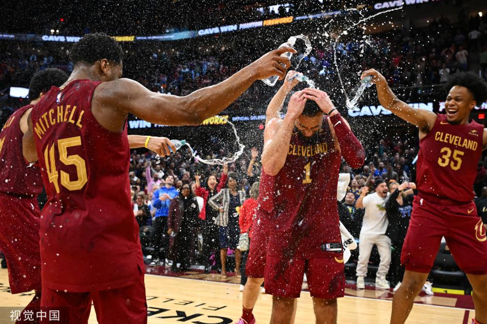 凭借精准的 凭借精准的