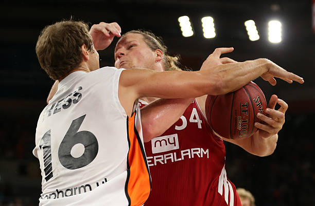 然而也面临 然而也面临